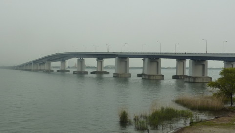 琵琶湖大橋.jpg
